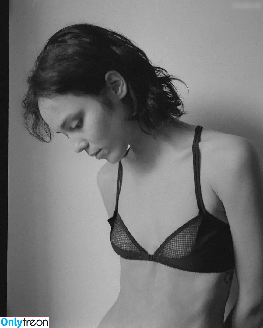 Gabrielle Rul голая photo #0060 (gabriellaellysefree / gabrielle.rul)