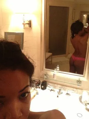 Gabrielle Union / gabunion / itsgabrielleu nude photo #0012