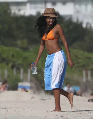 Gabrielle Union / gabunion / itsgabrielleu nude photo #0130