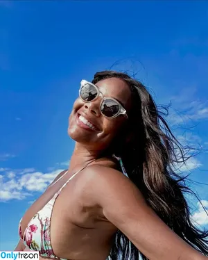 Gabrielle Union / gabunion / itsgabrielleu фото голая #0357