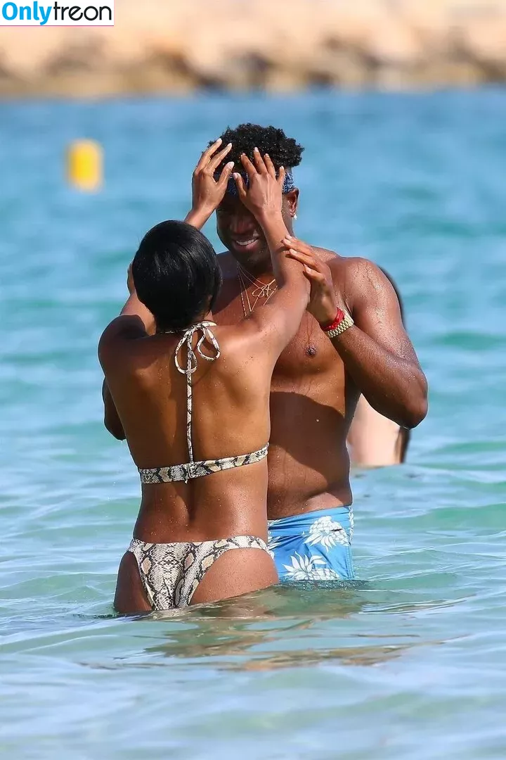 Gabrielle Union nude photo #0277 (gabunion / itsgabrielleu)