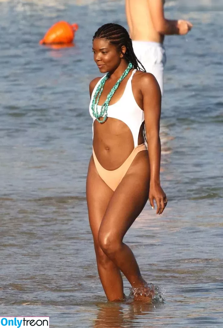 Gabrielle Union nude photo #0289 (gabunion / itsgabrielleu)