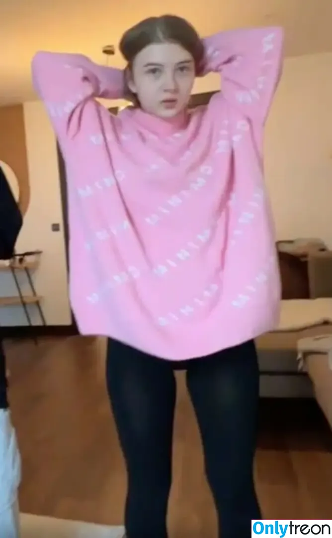 Gaechkatm nude photo #0060 (Gaechkatm)