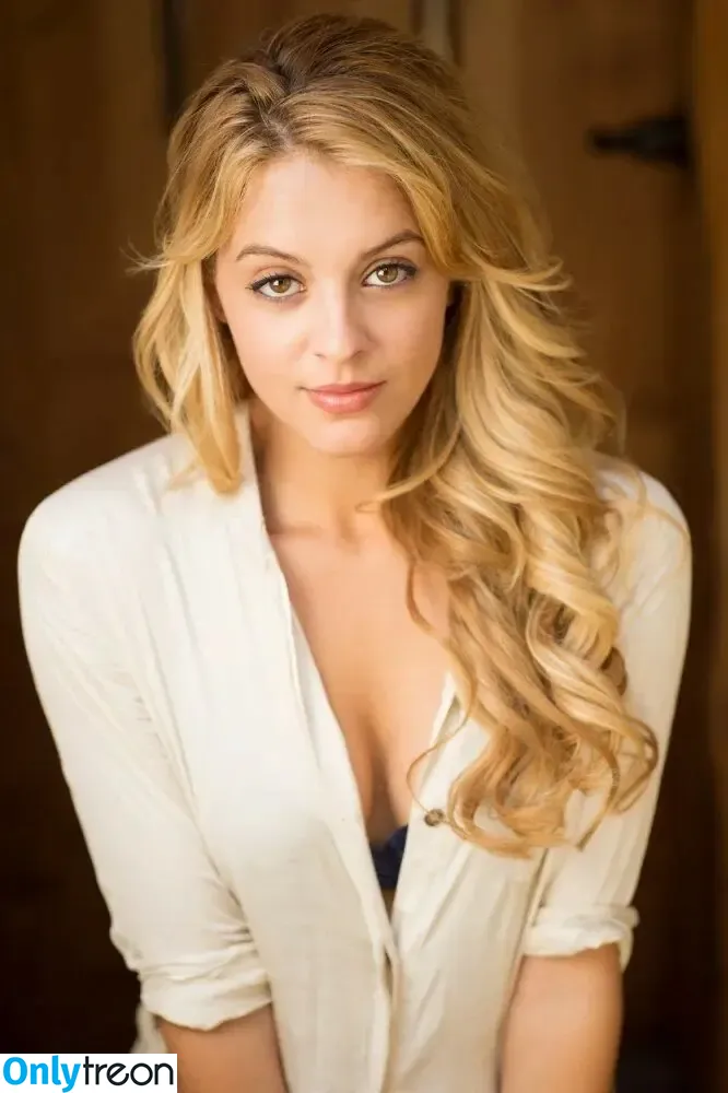 Gage Golightly nude photo #0011 (gage_golightly_)