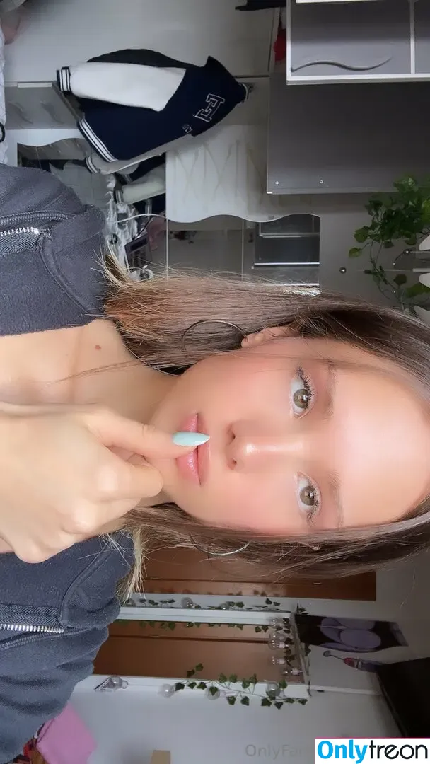gaiettaa nude photo #0007 (gaiettaa_)
