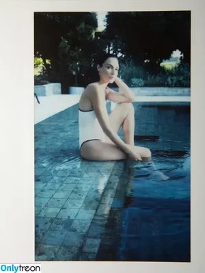 gal_gadot / inked_hriss nude photo #3209