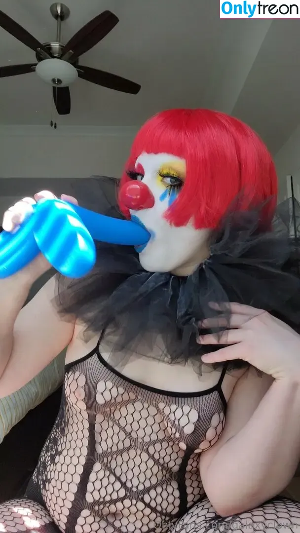 galaxyclown nude photo #0147 (galaxyclownn)