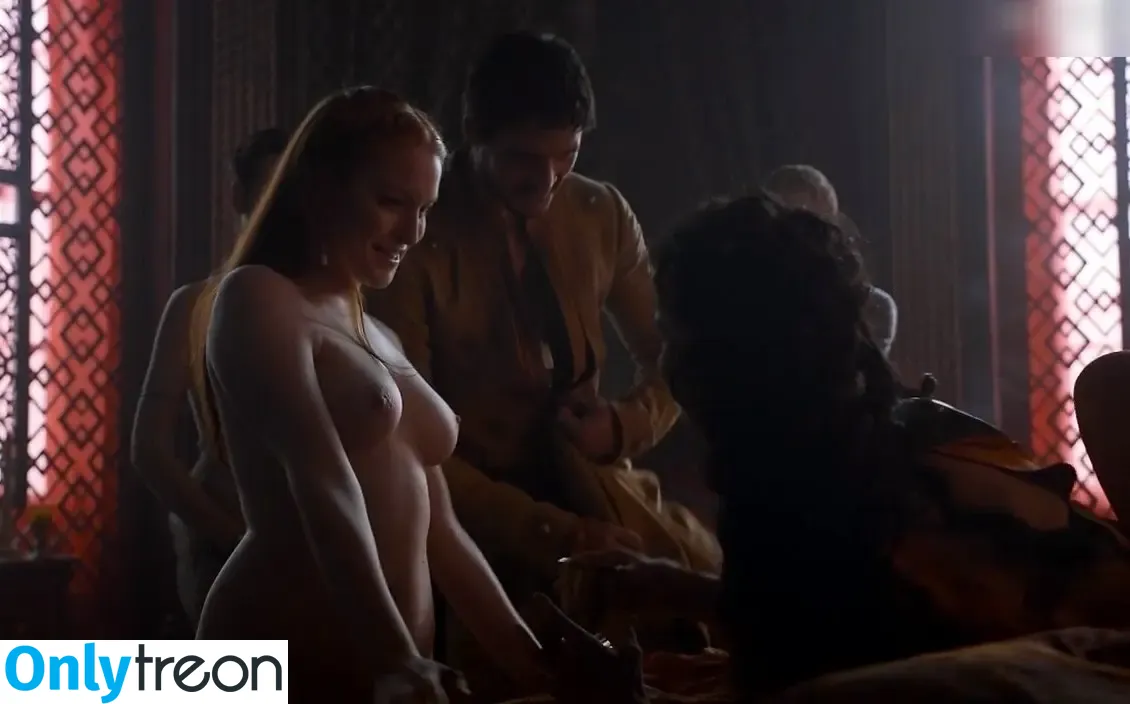 Game of Thrones голая photo #0029 (Game of Thrones)