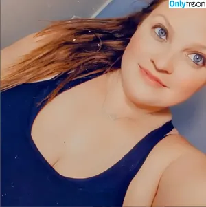 gamergirl4u / Brooke / squirtalot4u nude photo #0003
