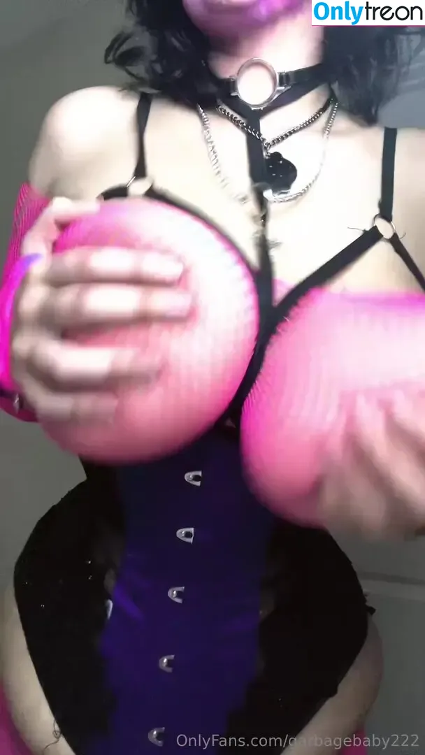 garbagebaby222 nude photo #0099 (the_moon_landing_was_fake)