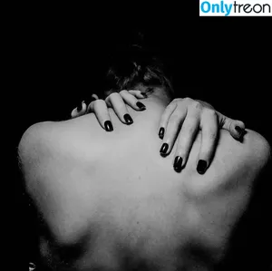 Gatete / _gatetefloyd / gatetefloyd nude photo #0002