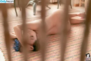  nude photo #0004