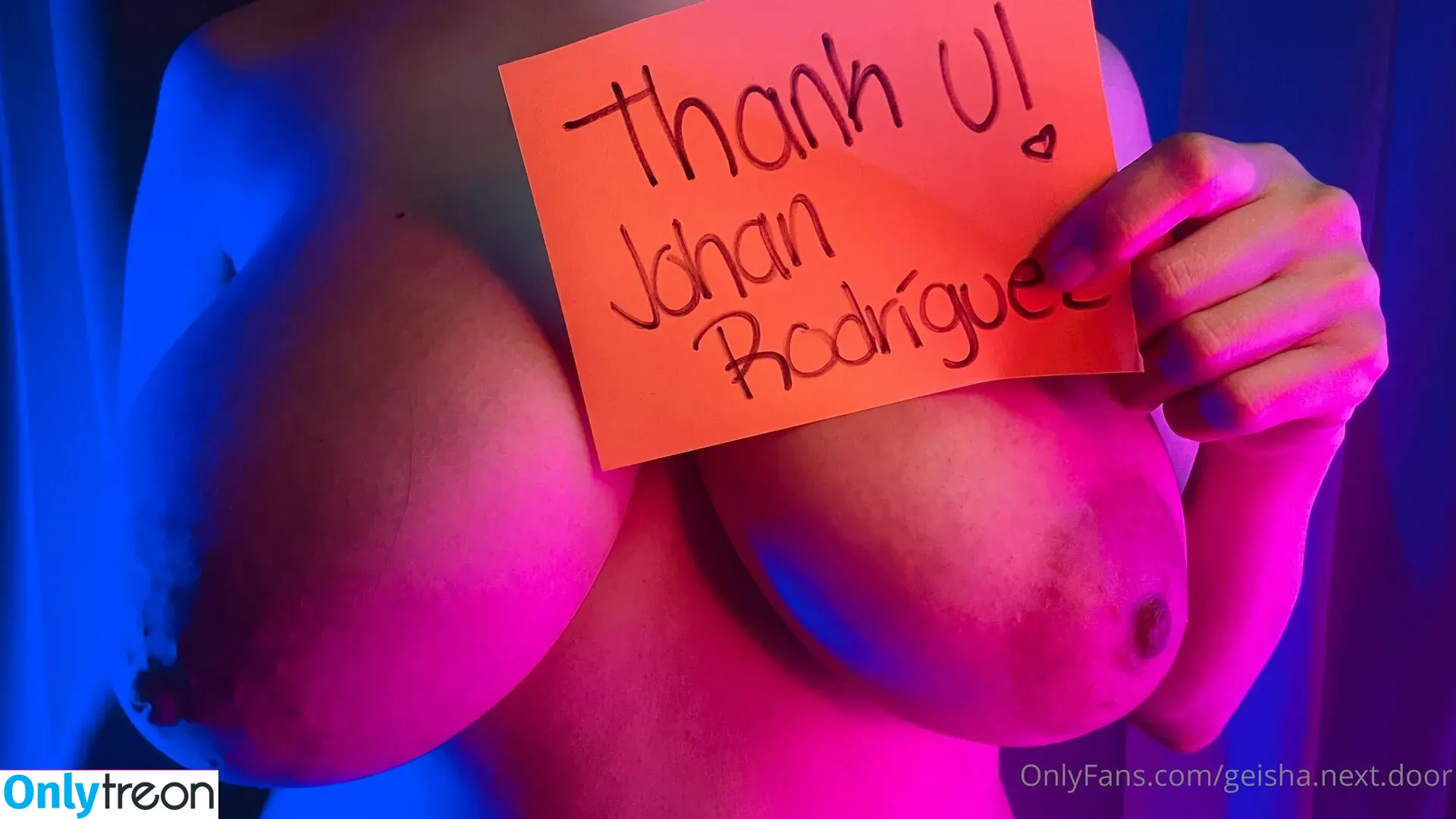 geisha.next.door nude photo #0073 (GeishaNextDoor)