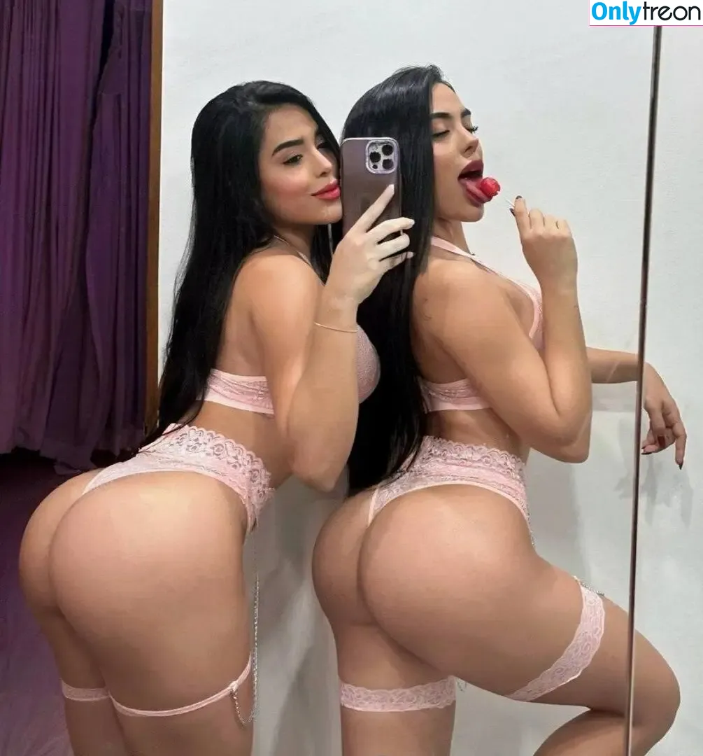 Gemelas Abello nude photo #0003 (gemelasabello / twinsabello)