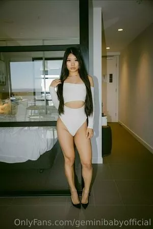  nude photo #0005