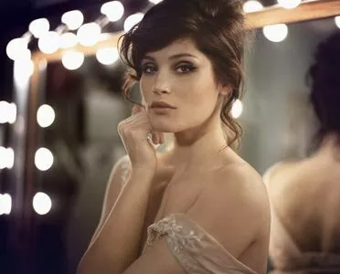 Gemma Arterton / gemmaartertonitalia фото голая #0062
