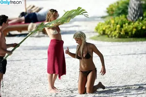 Gemma Atkinson / MissGAtkinson / glouiseatkinson фото голая #1059