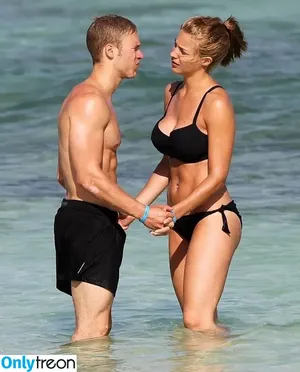 Gemma Atkinson / MissGAtkinson / glouiseatkinson nude photo #1099