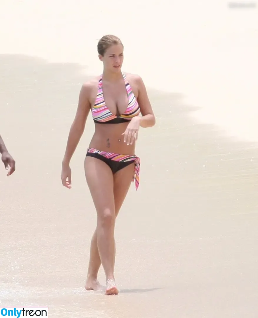 Gemma Atkinson nude photo #1028 (MissGAtkinson / glouiseatkinson)