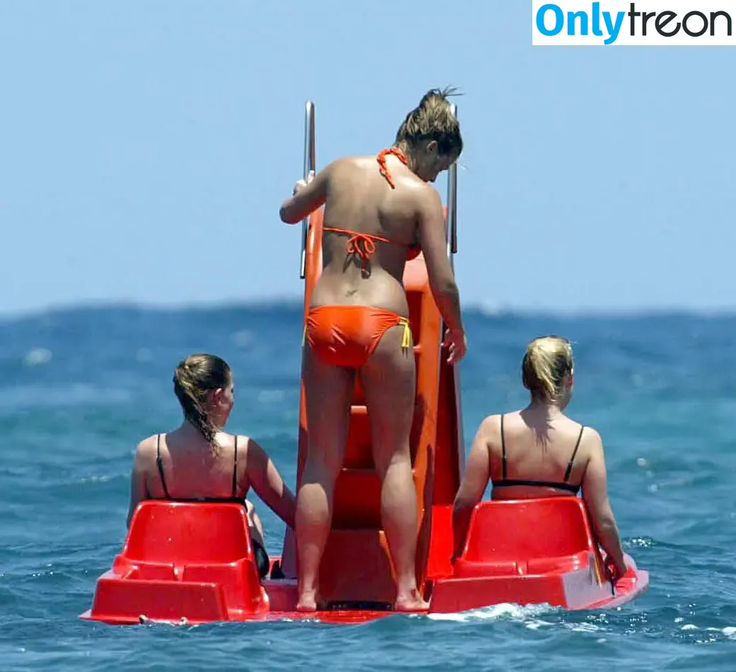 Gemma Atkinson голая photo #1137 (MissGAtkinson / glouiseatkinson)