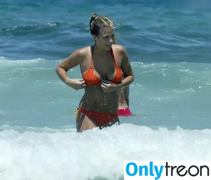 Gemma Atkinson nude photo #1145 (MissGAtkinson / glouiseatkinson)