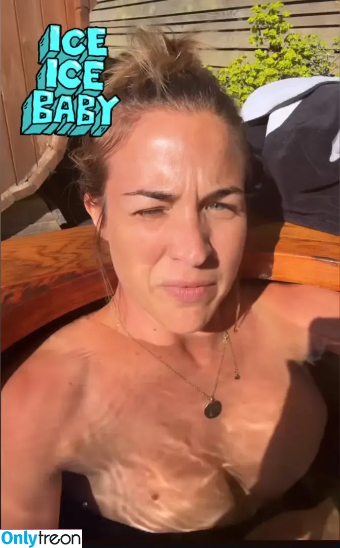 Gemma Atkinson nude photo #1425 (MissGAtkinson / glouiseatkinson)