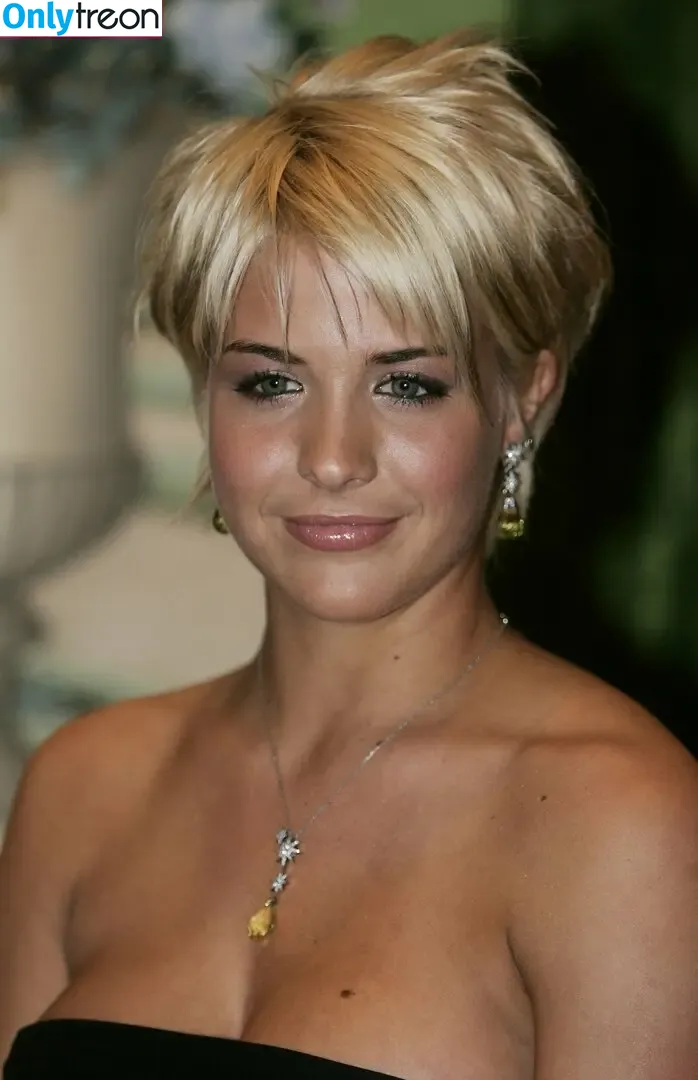 Gemma Atkinson nude photo #1495 (MissGAtkinson / glouiseatkinson)