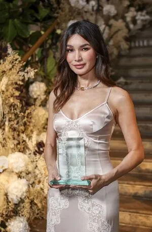 Gemma Chan / gemma_chan / gemmachan фото голая #0056