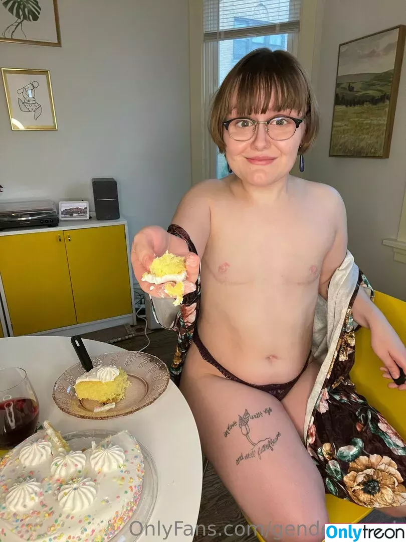 gendersmash nude photo #0086 (genderthrash)