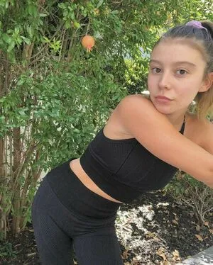 Genevieve Hannelius / ghannelius nude photo #0008