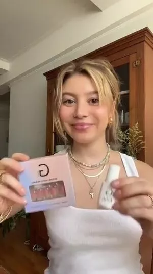 Genevieve Hannelius / ghannelius nude photo #0126