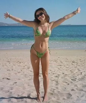 Genevieve Hannelius / ghannelius nude photo #0138