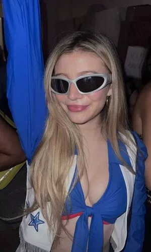 Genevieve Hannelius / ghannelius фото голая #0282