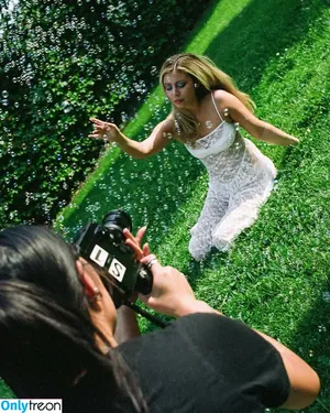 Genevieve Hannelius / ghannelius nude photo #0441