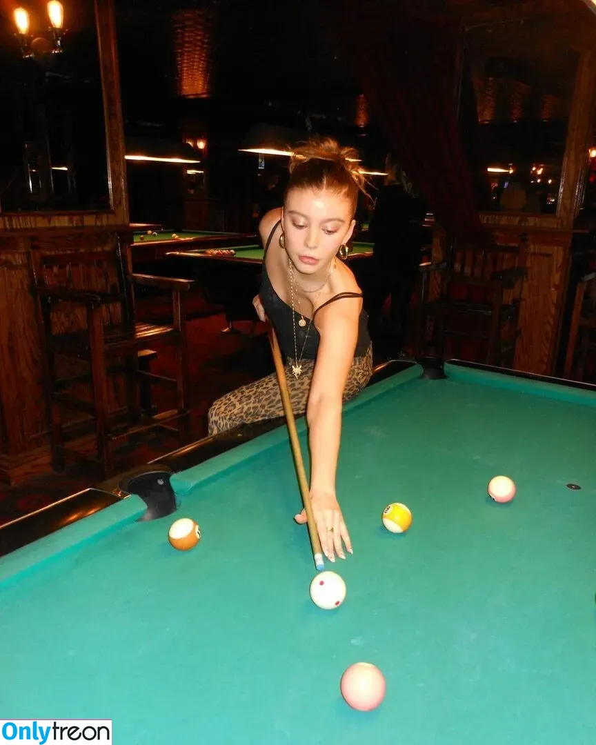 Genevieve Hannelius голая photo #0003 (ghannelius)