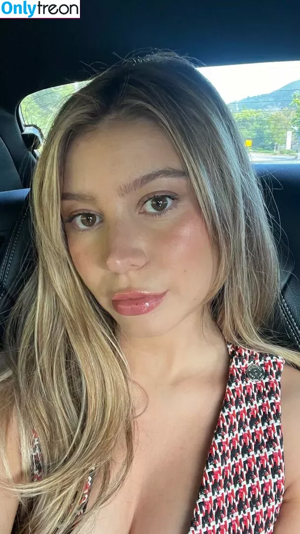 Genevieve Hannelius nude photo #0132 (ghannelius)