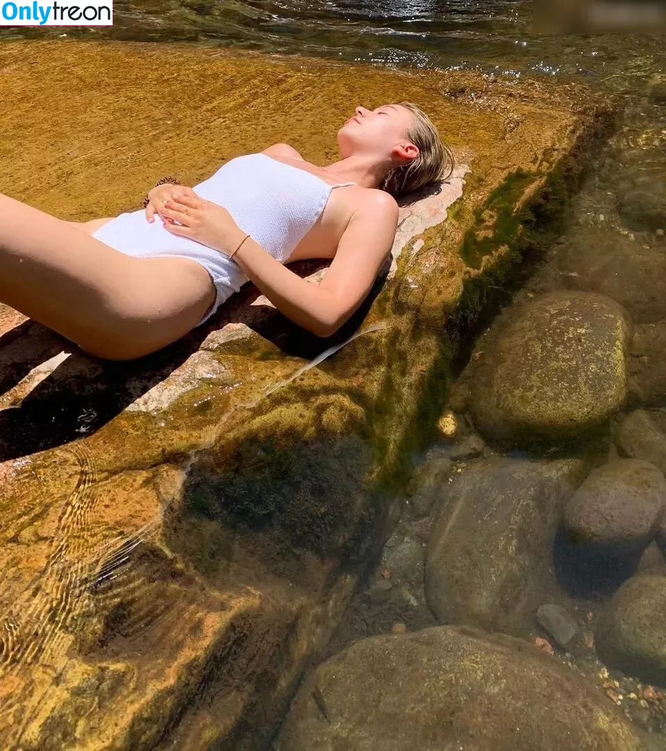 Genevieve Hannelius nude photo #0177 (ghannelius)