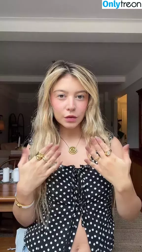 Genevieve Hannelius голая photo #0223 (ghannelius)
