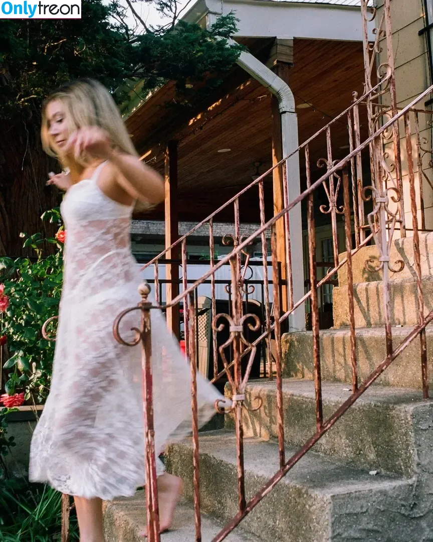 Genevieve Hannelius nude photo #0442 (ghannelius)
