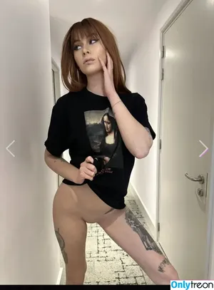 Georgia Alexandra Oxtoby / avalou35 / georgiaoxo nude photo #0036