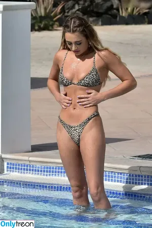 Georgia Harrison / georgialouiseharrison nude photo #0258