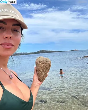 Georgina Rodriguez Hernández / georginagio nude photo #0045