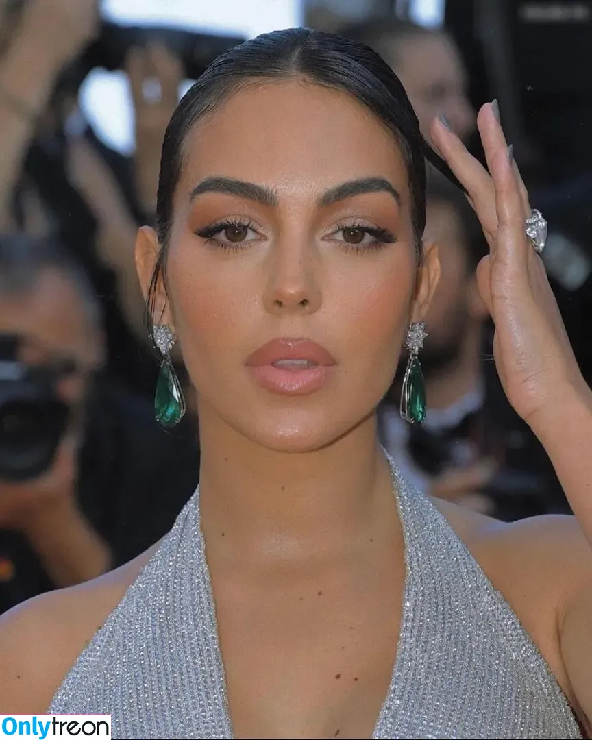 Georgina Rodriguez Hernández nude photo #0059 (georginagio)