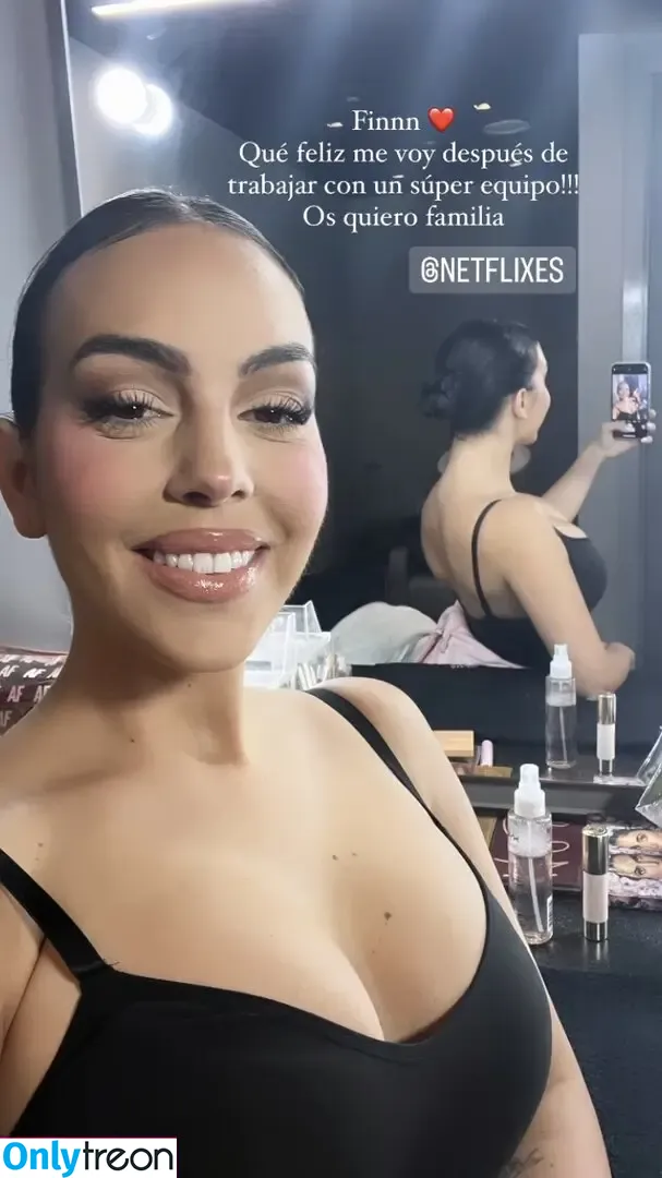 Georgina Rodriguez Hernández nude photo #0127 (georginagio)