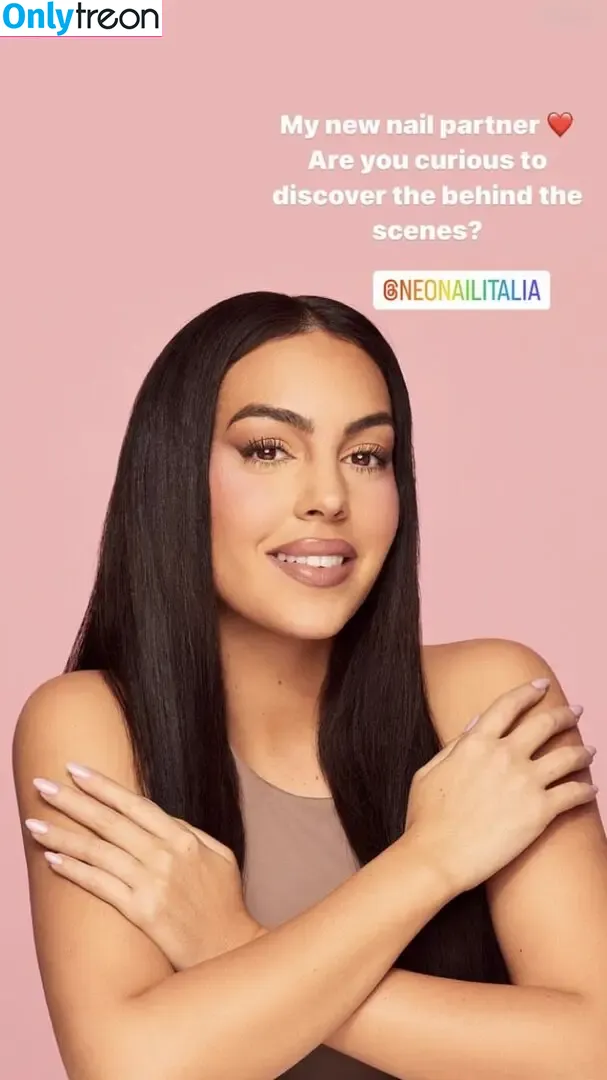 Georgina Rodriguez Hernández nude photo #0130 (georginagio)