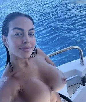 Georgina Rodriguez / georginagio фото голая #0093