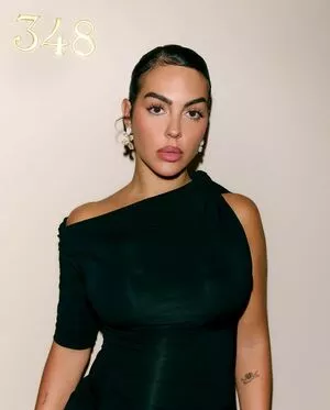 Georgina Rodriguez / georginagio фото голая #0109