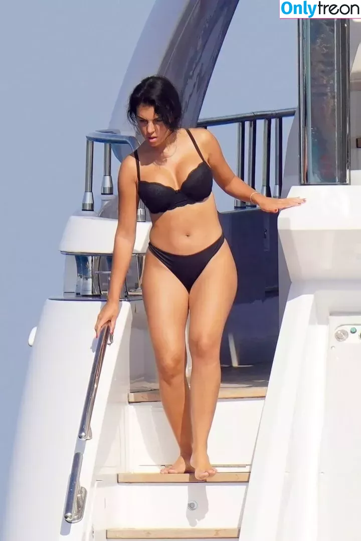 Georgina Rodriguez голая photo #0083 (georginagio)