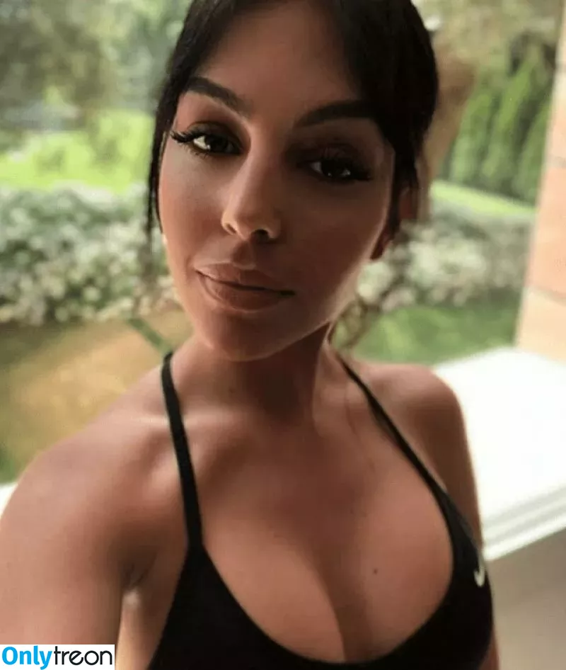 Georgina Rodriguez голая photo #0121 (georginagio)