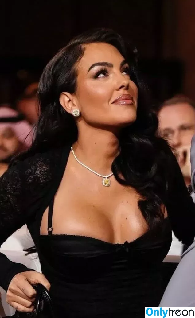 Georgina Rodriguez голая photo #0136 (georginagio)